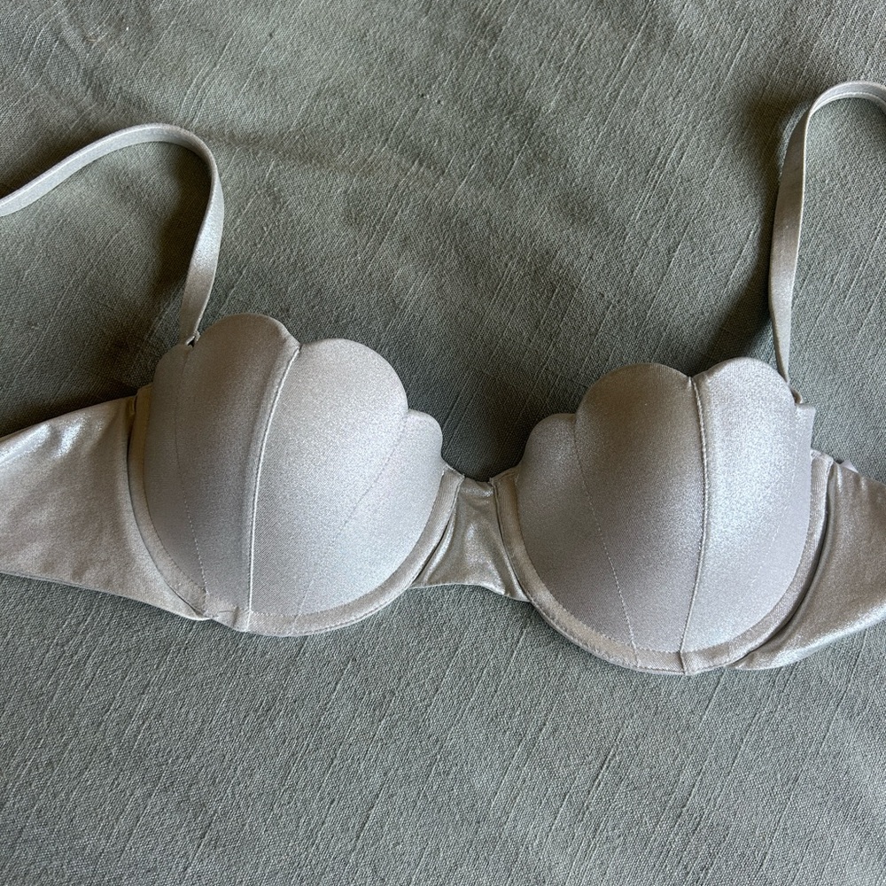Arabella London Silver Shell bikini